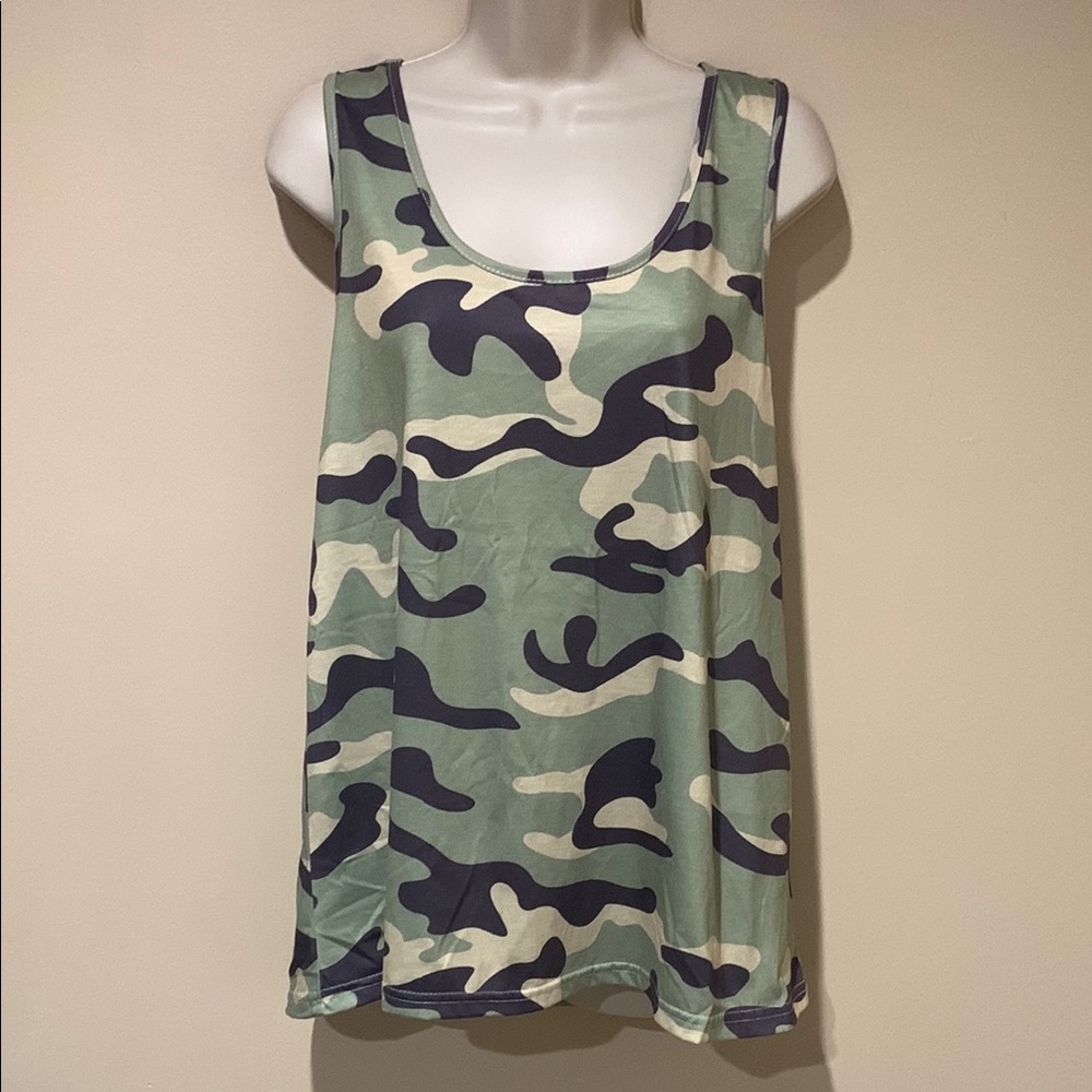 Camo top